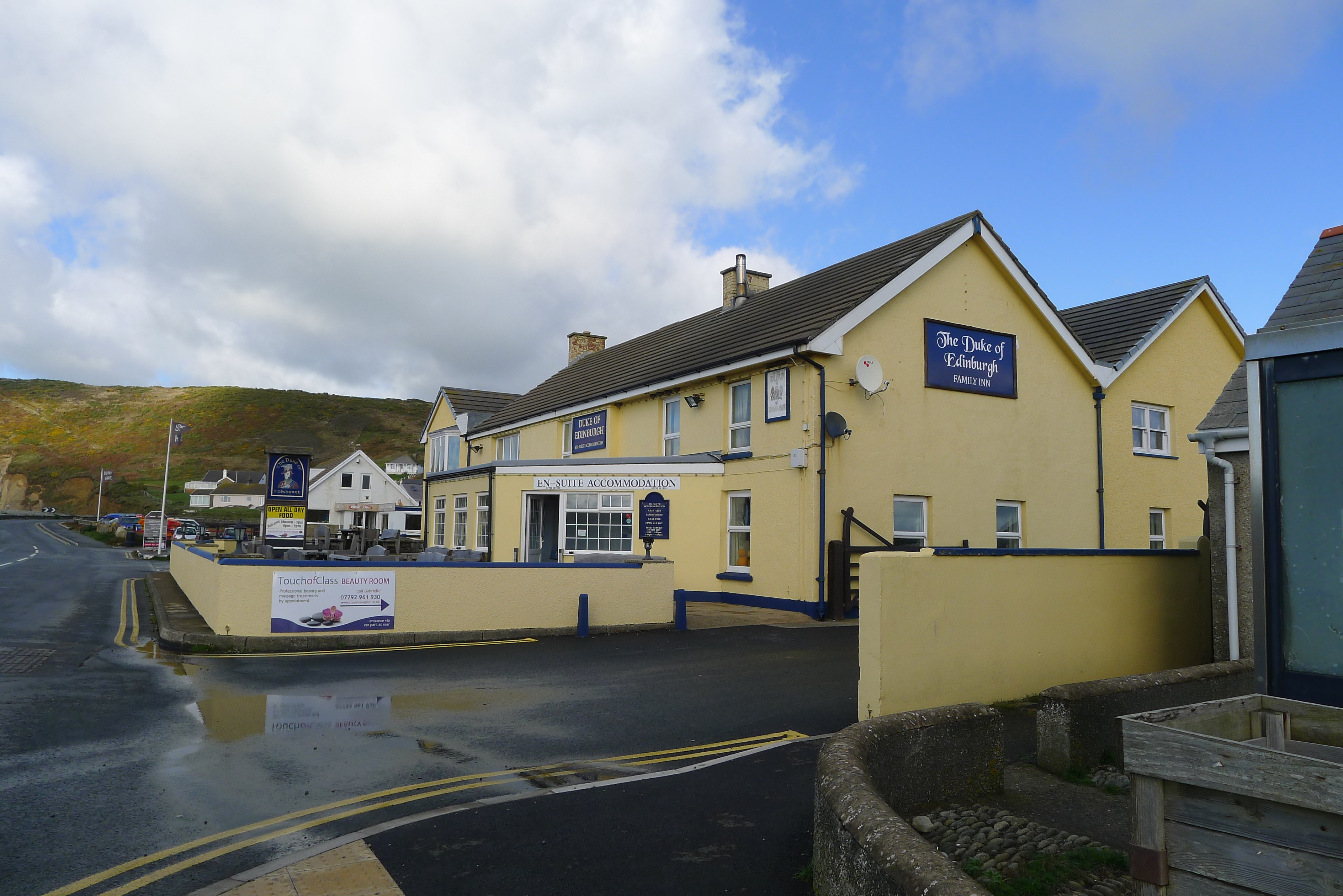 Duke Of Edinburgh Inn